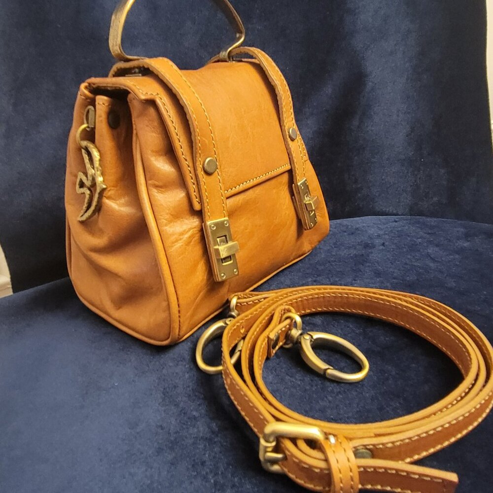 CECILE JEANNE PARIS- BROWN LEATHER HAND BAG
